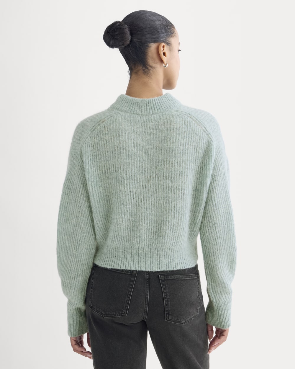 Cropped Cocoon Sweater in Alpaca | Heather Gray Mist – Everlane