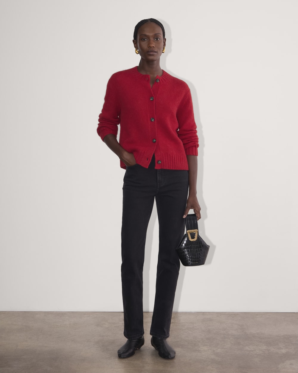 The Crew Cardigan in Alpaca | Berry Red – Everlane