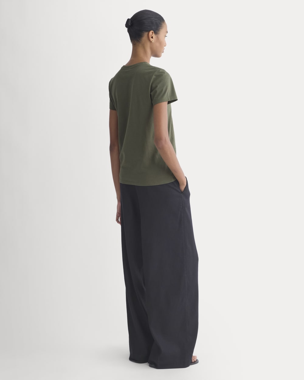 womens-organic-cotton-slim-crew-tee-olive-night
