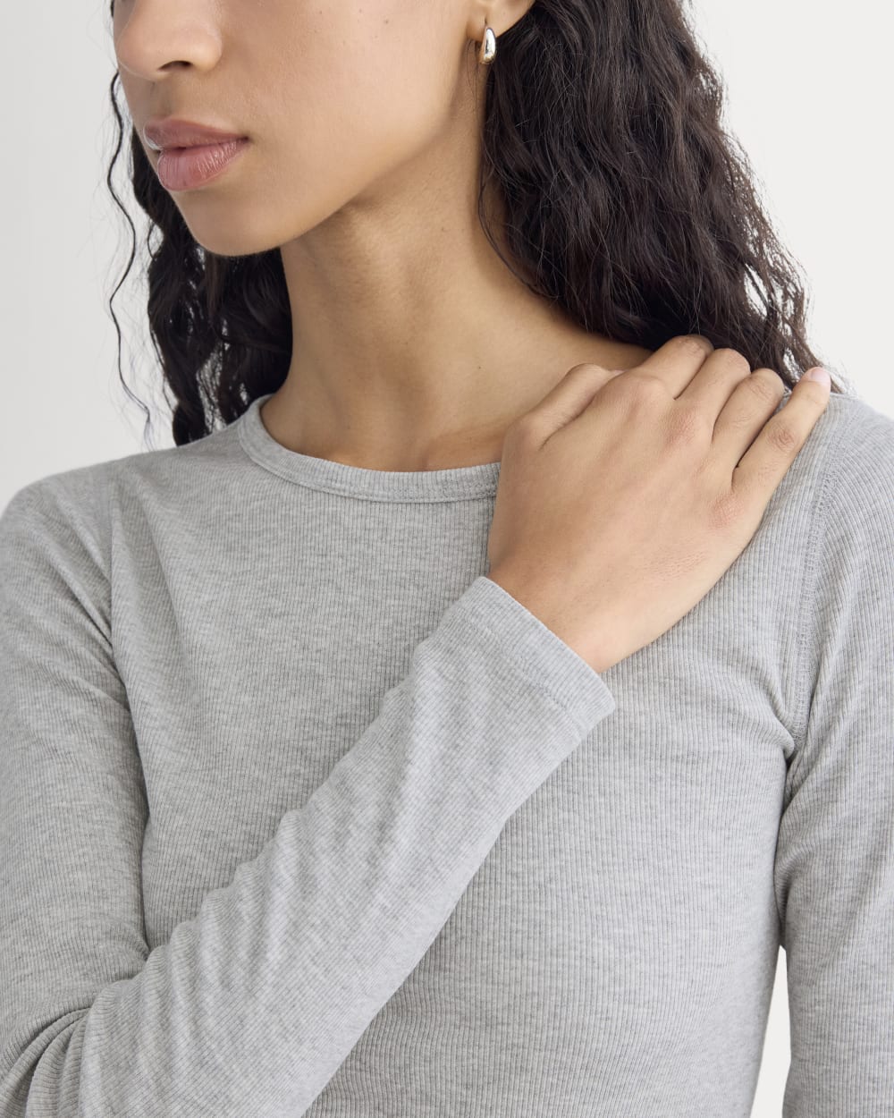The Luxe Rib Long-Sleeve Crew | Classic Heather Grey – Everlane