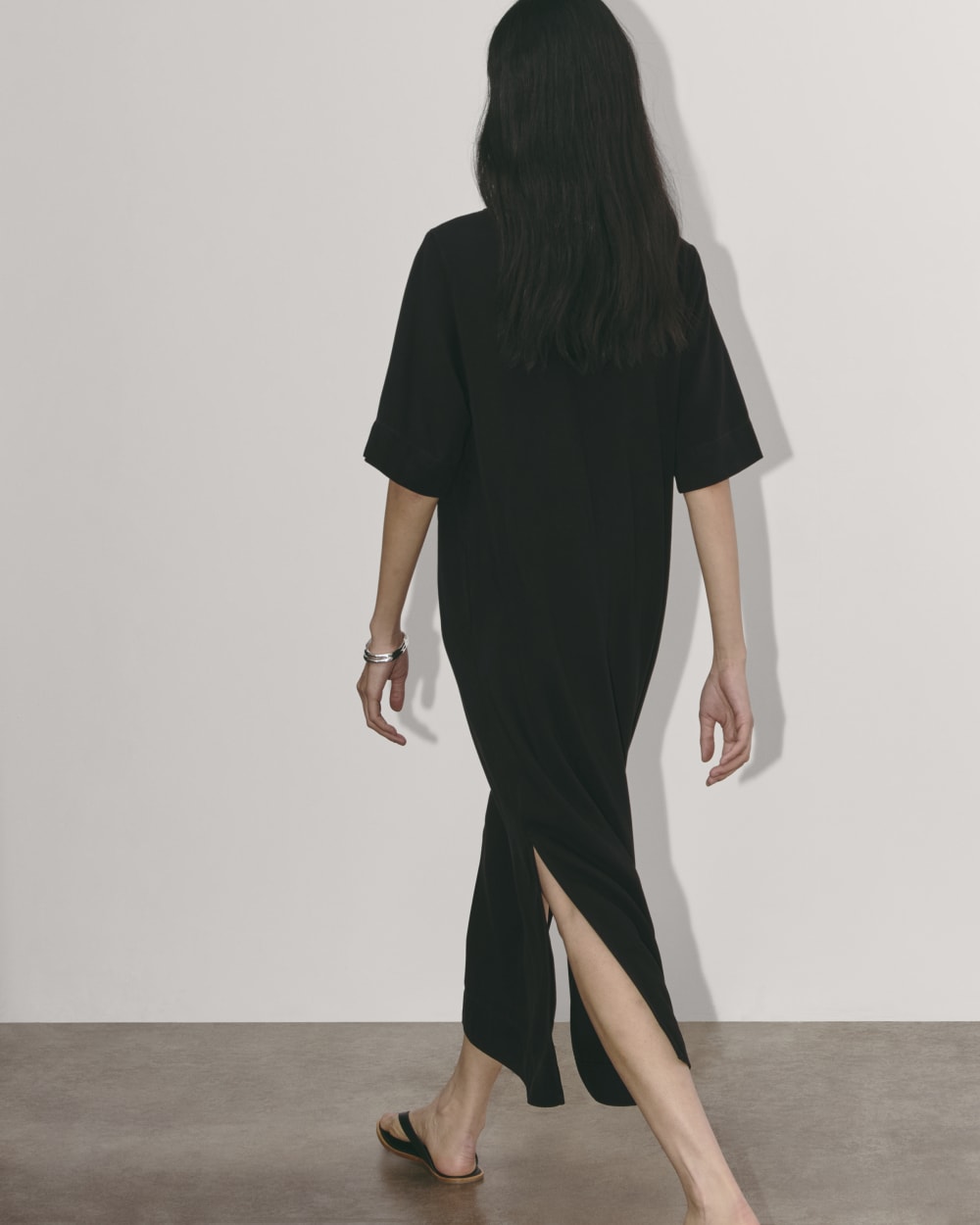 The Relaxed T-Shirt Dress in Buttersoft | Black – Everlane