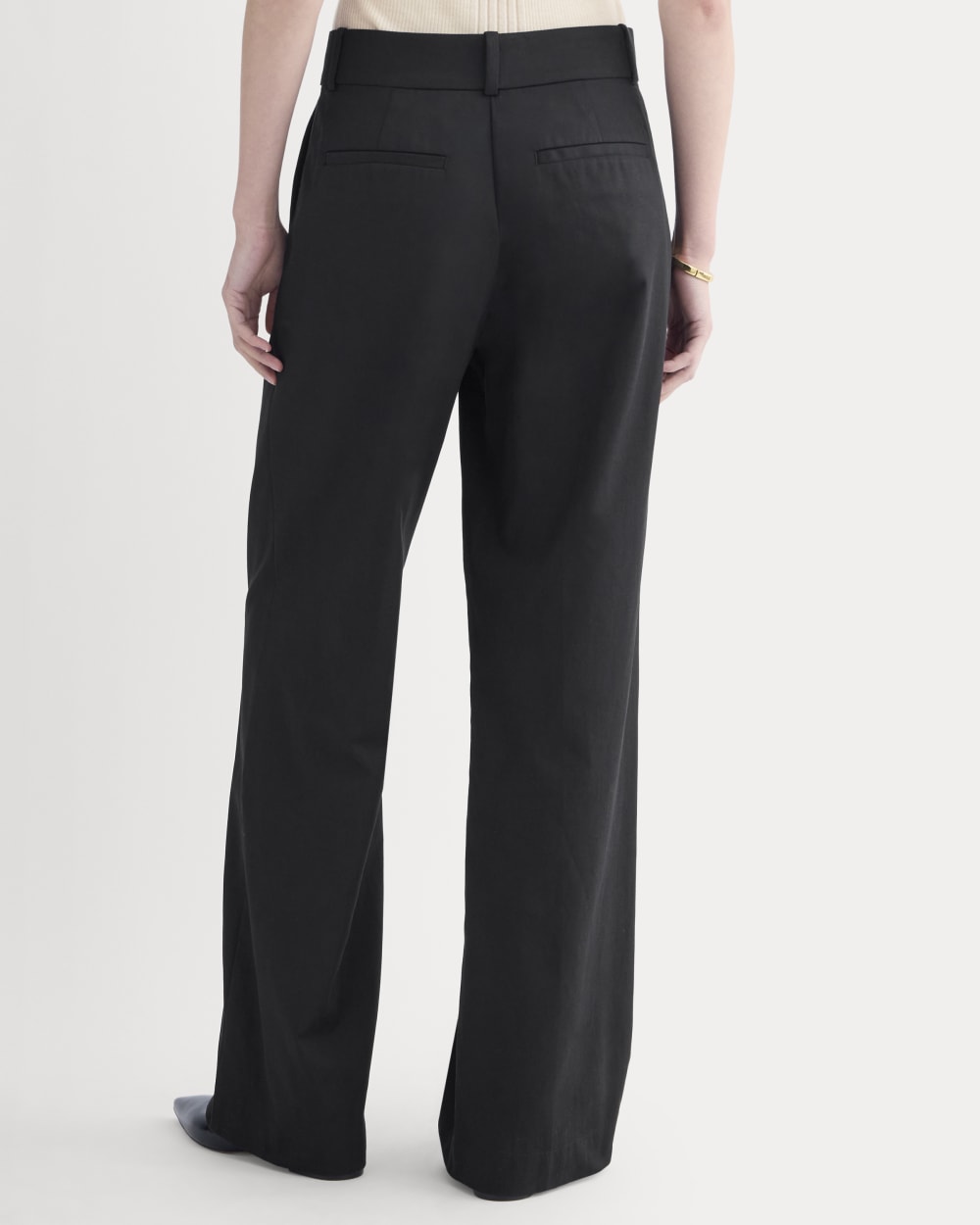 Wide-Leg Trouser in Buttersmooth | Black | 32