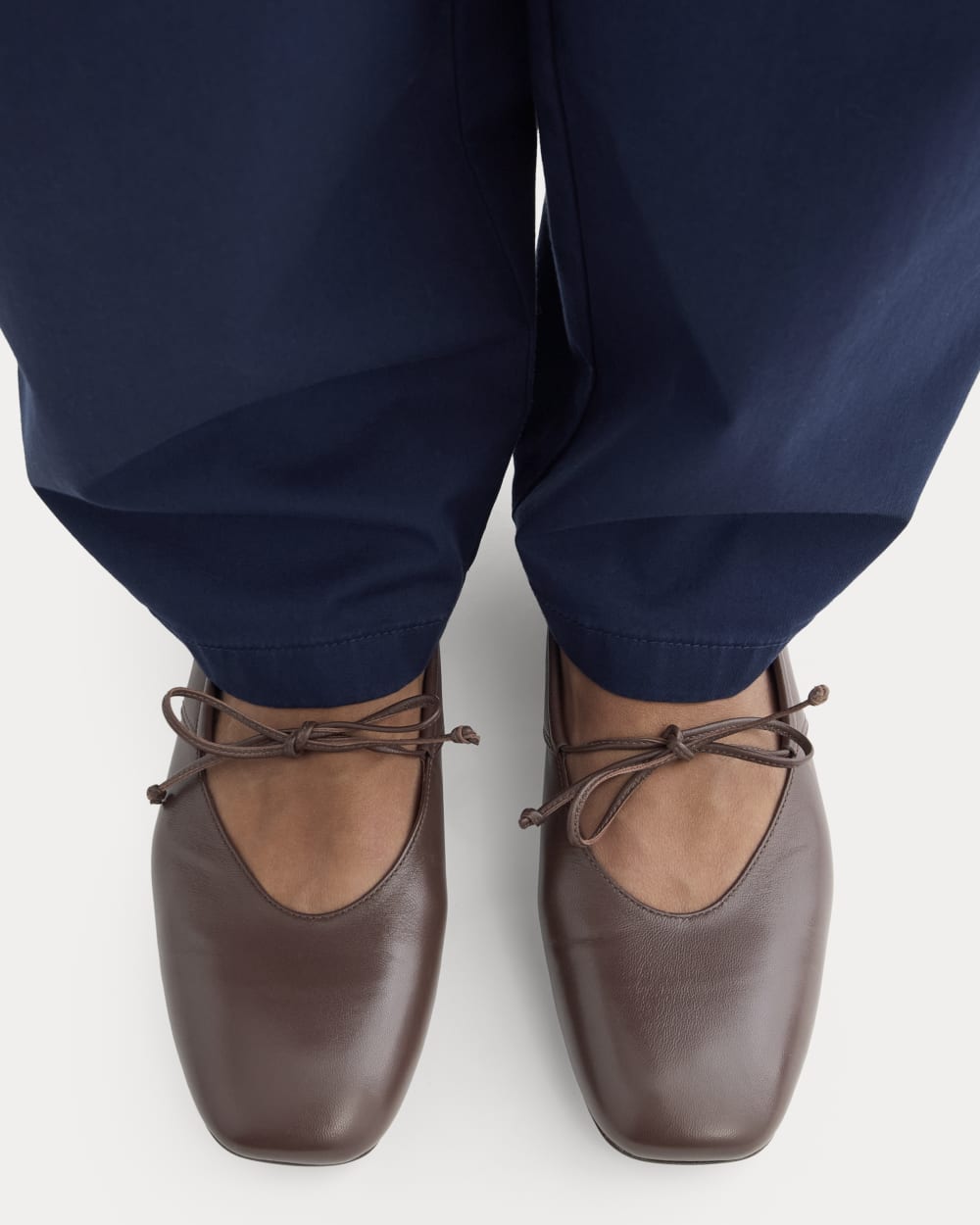 Leather Keyhole Flat | Black