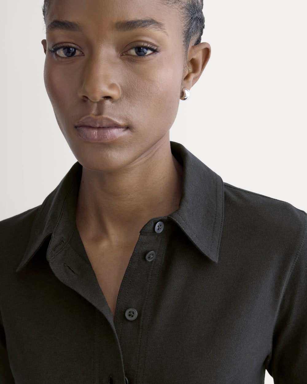 womens-button-up-shirt-essential-cotton-black