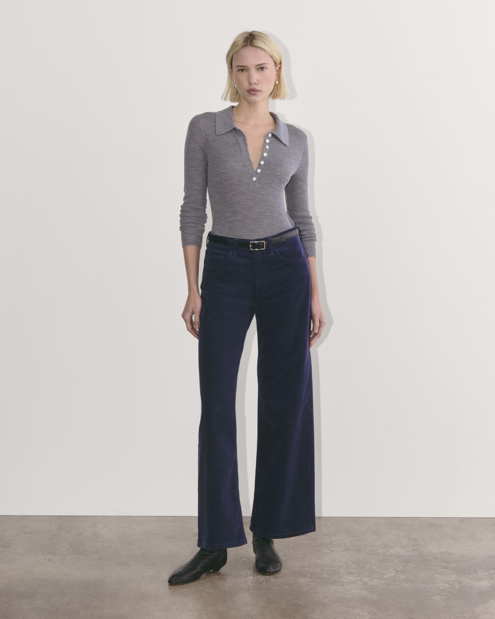 The Mid-Way Pant in Corduroy Navy – Everlane