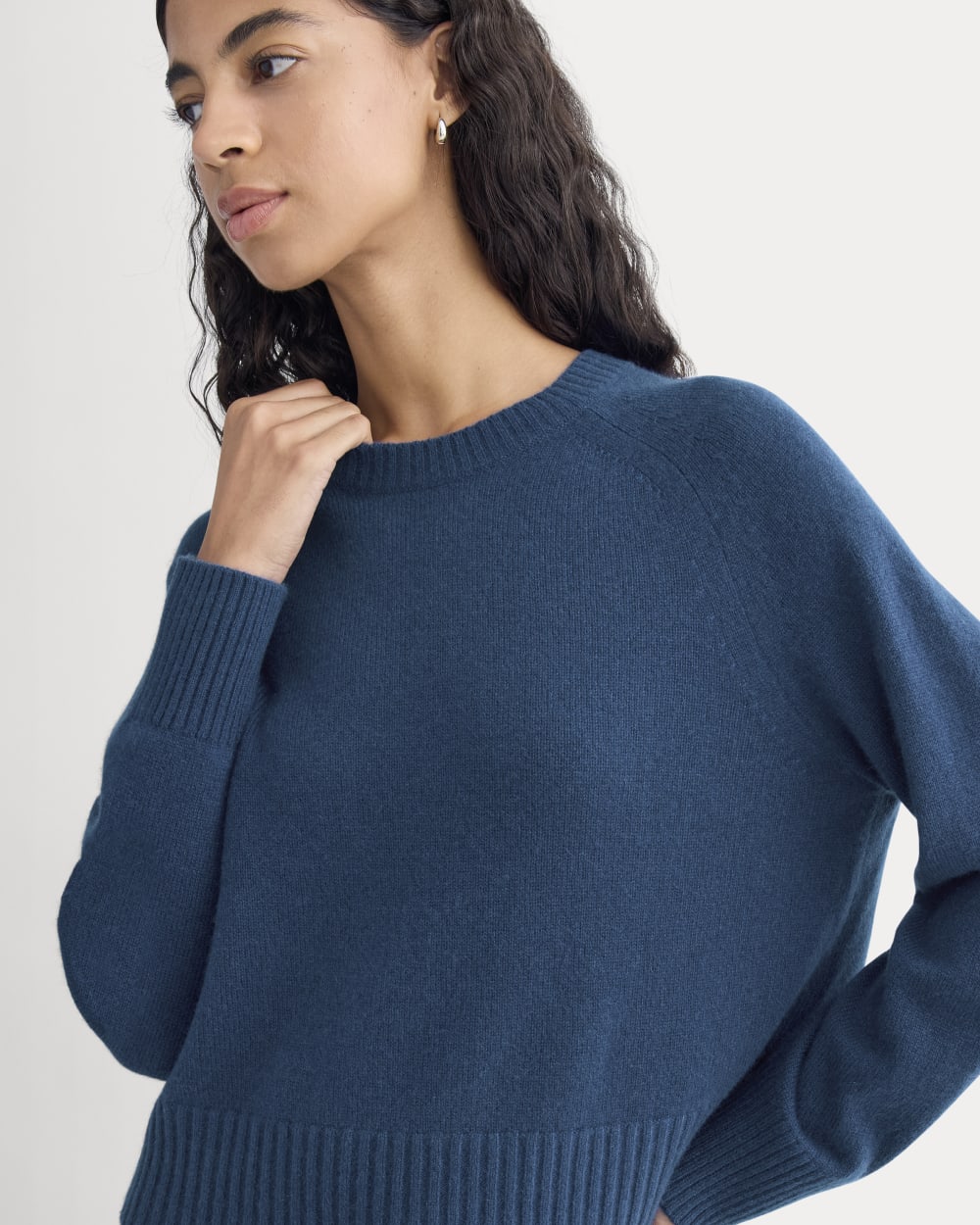 The Boxy Crew in Cashmere | Deep Lazuli Blue – Everlane