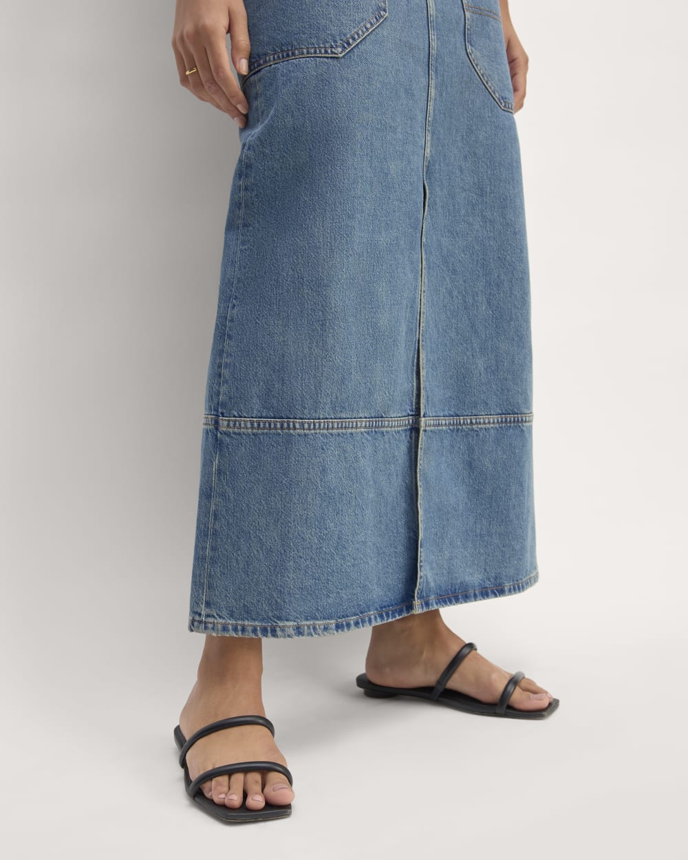 The Gardener Skirt | Medium Indigo – Everlane