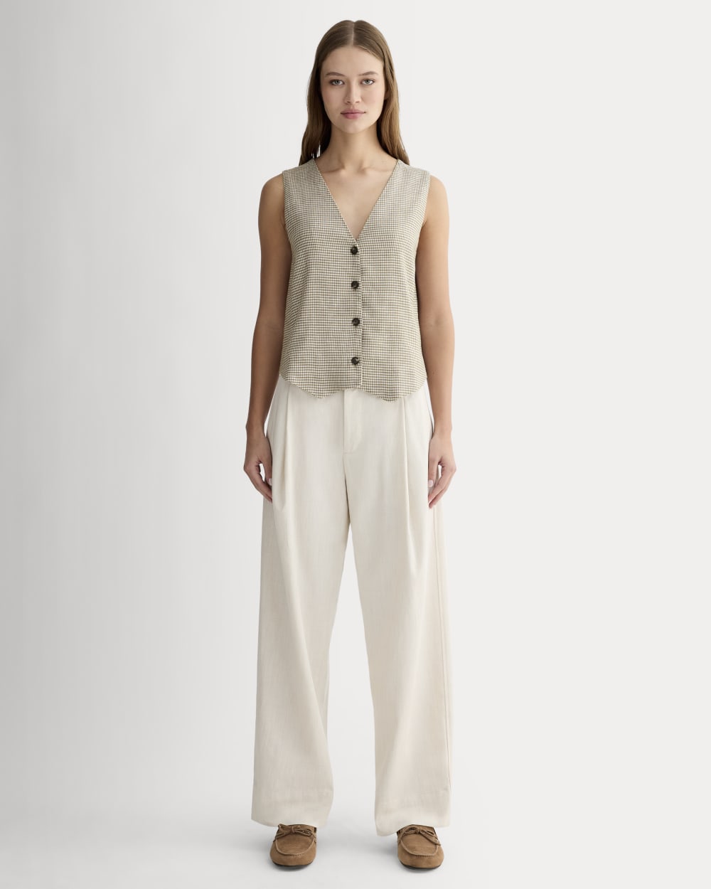 The Vest in Stretch Linen | Deep Taupe Mini Gingham – Everlane