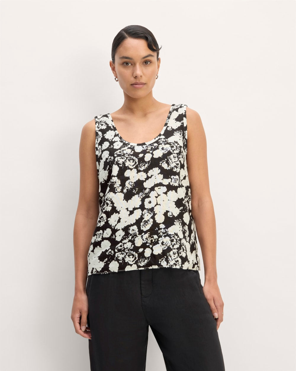 womens-linen-scoop-neck-tank-black-bone-floral | primary
