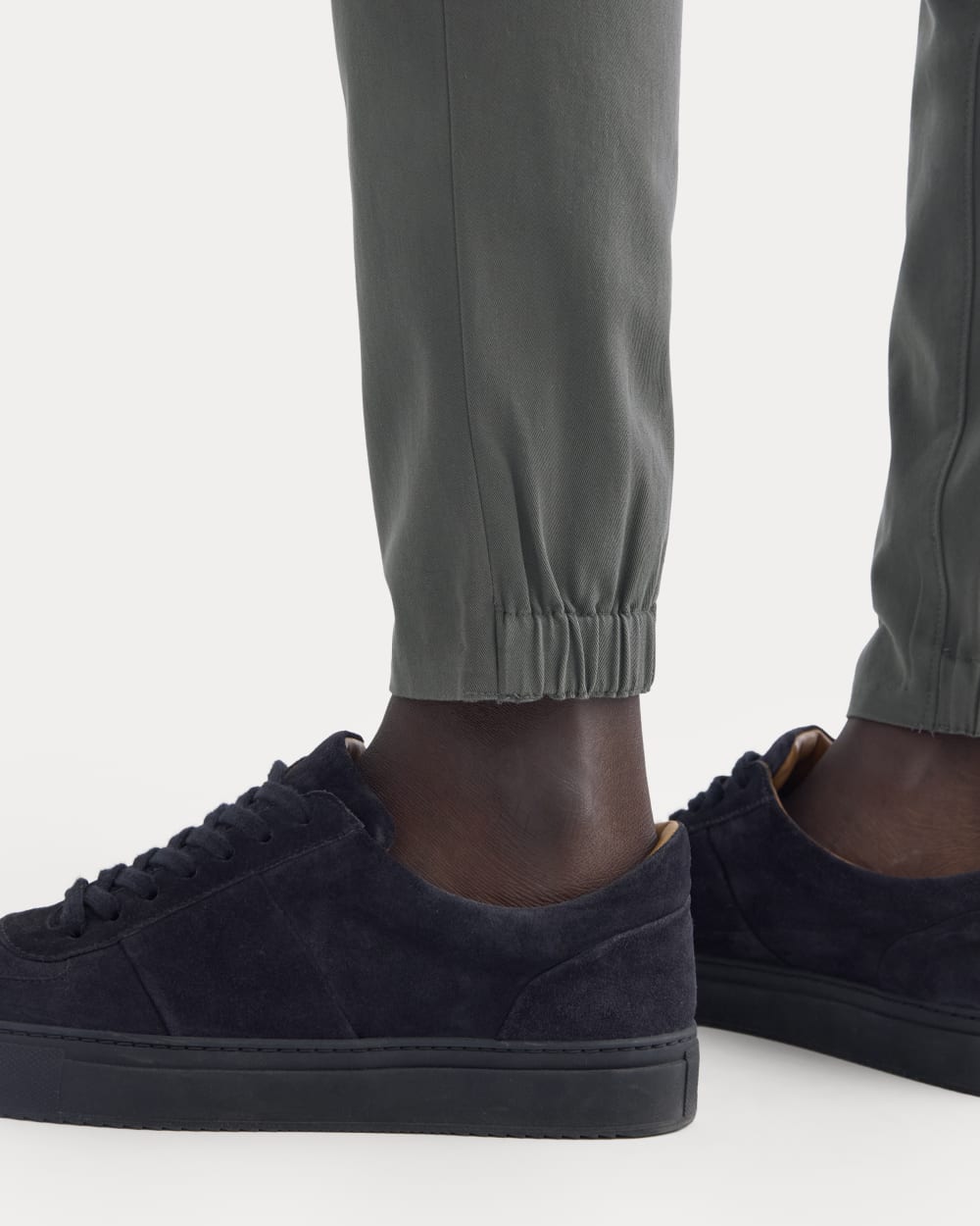 mens-performance-traveler-chino-slate-grey