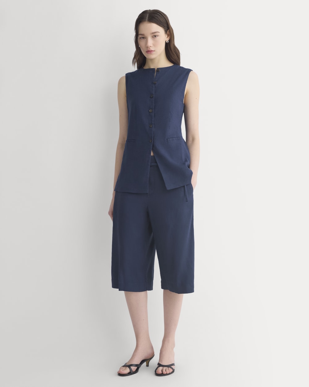 womens-long-vest-in-stretch-linen-navy