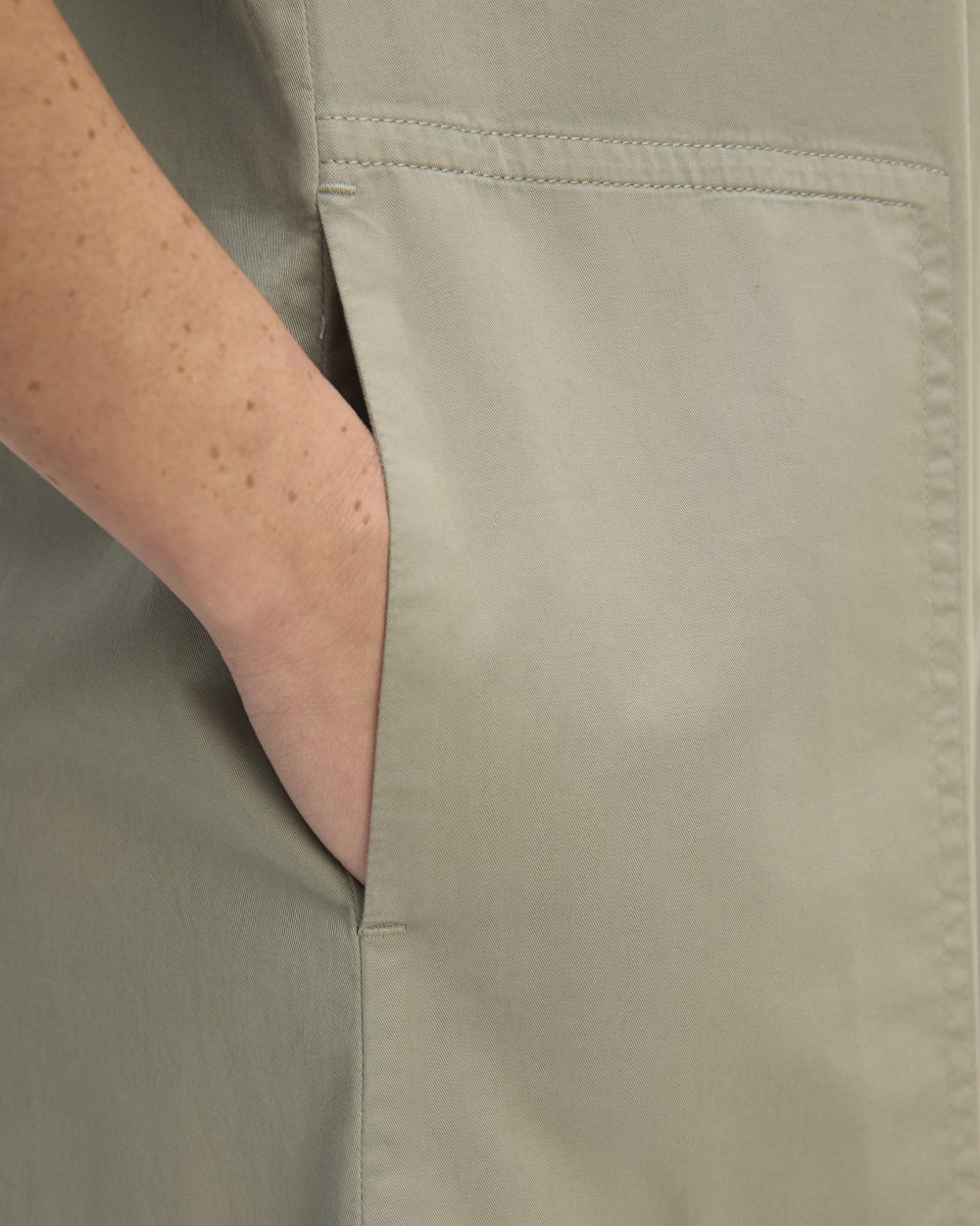 womens-short-sleeve-puff-midi-dress-sage-green