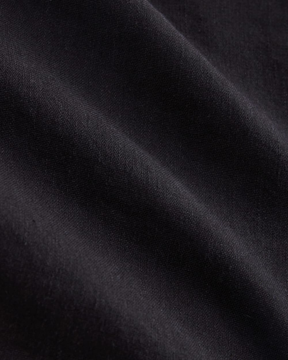womens-seamed-top-stretch-linen-black