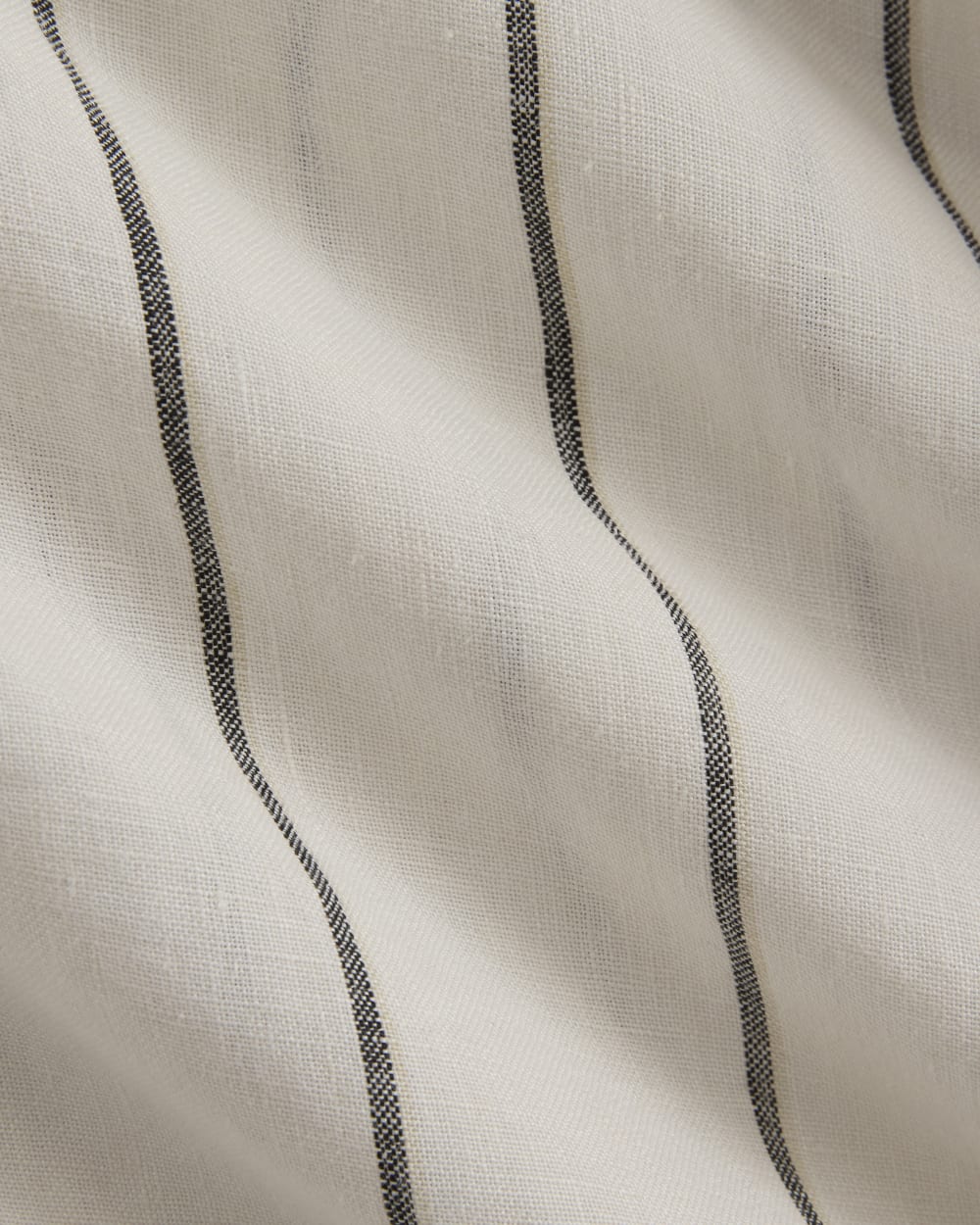 womens-relaxed-linen-shirt-bone-stripe