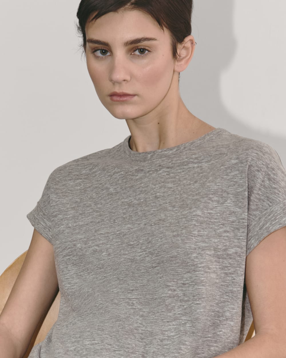 womens-perform-tee-heathered-black