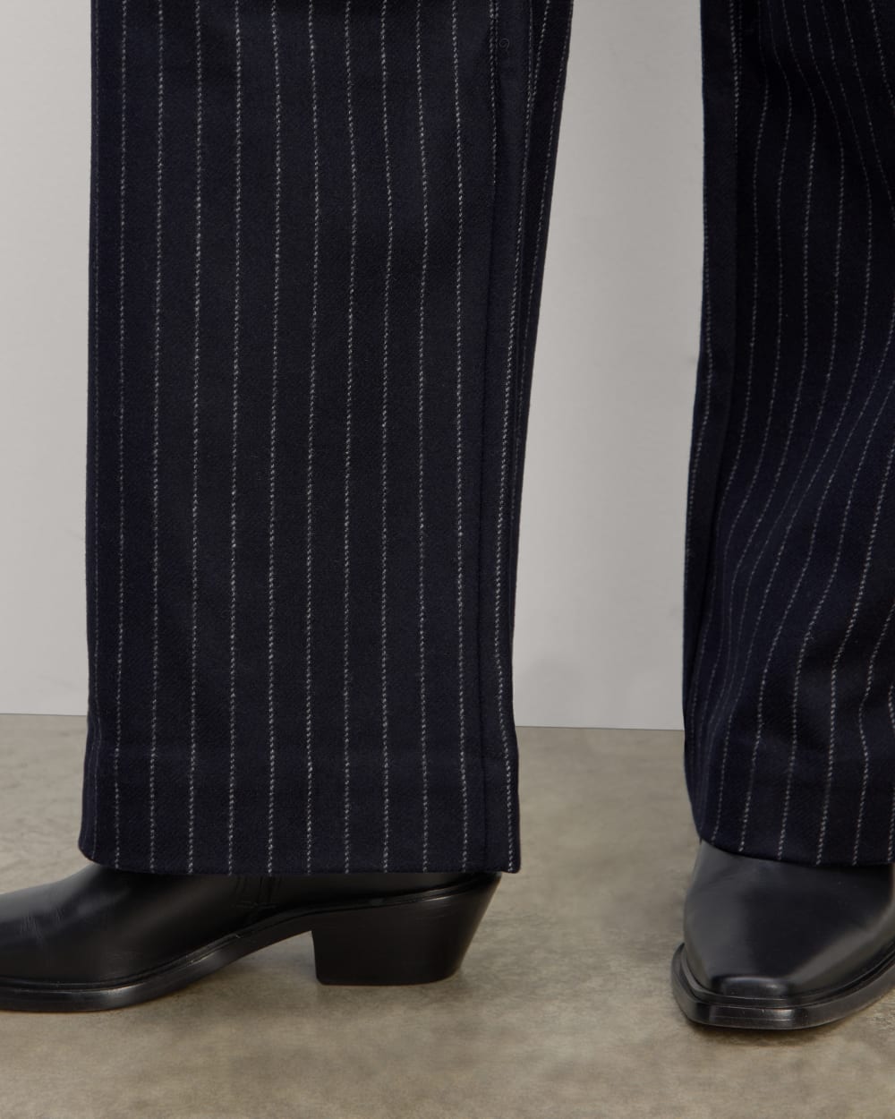 womens-wool-draper-pant-navy-white