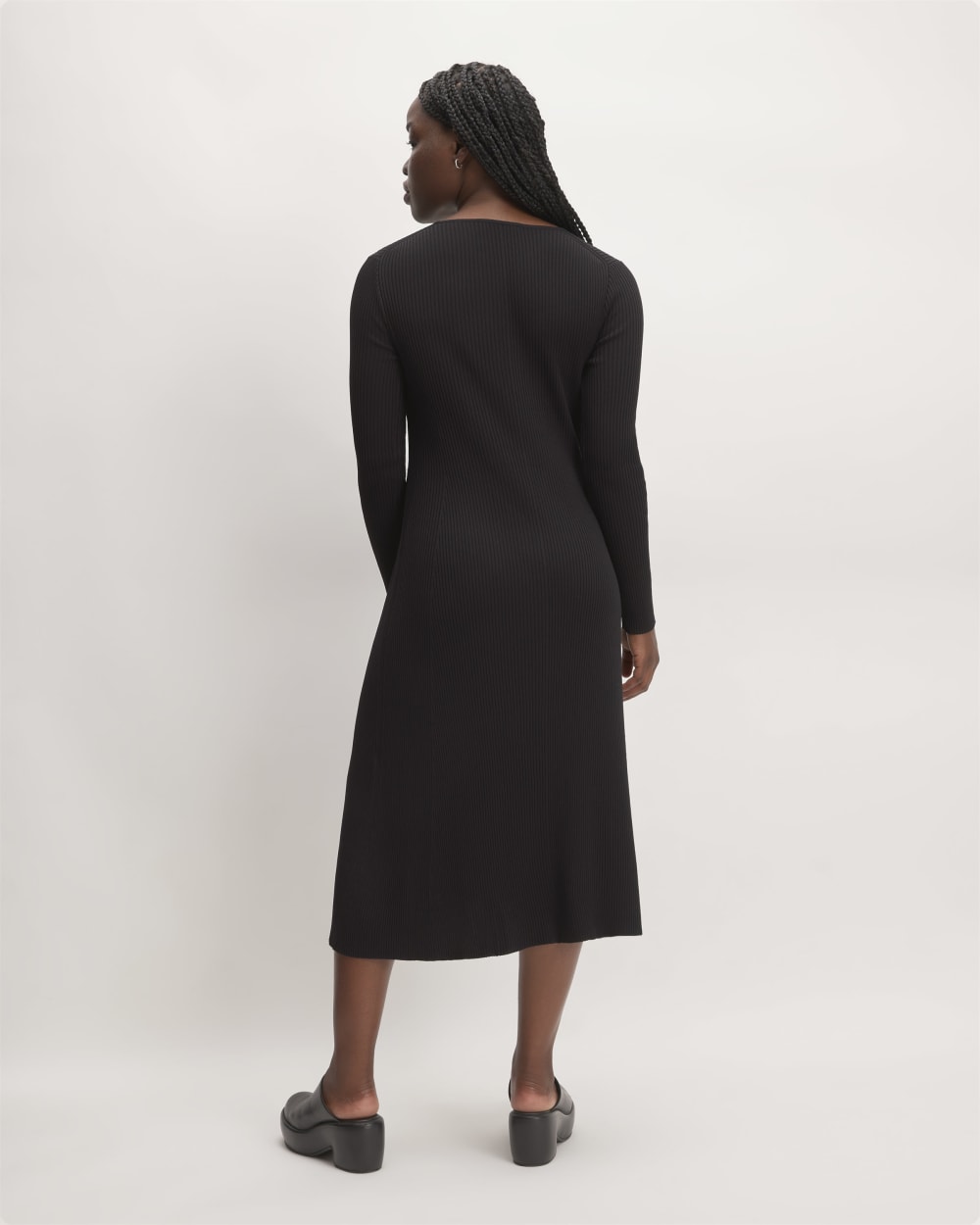 The Ribbed Scoopneck Dress