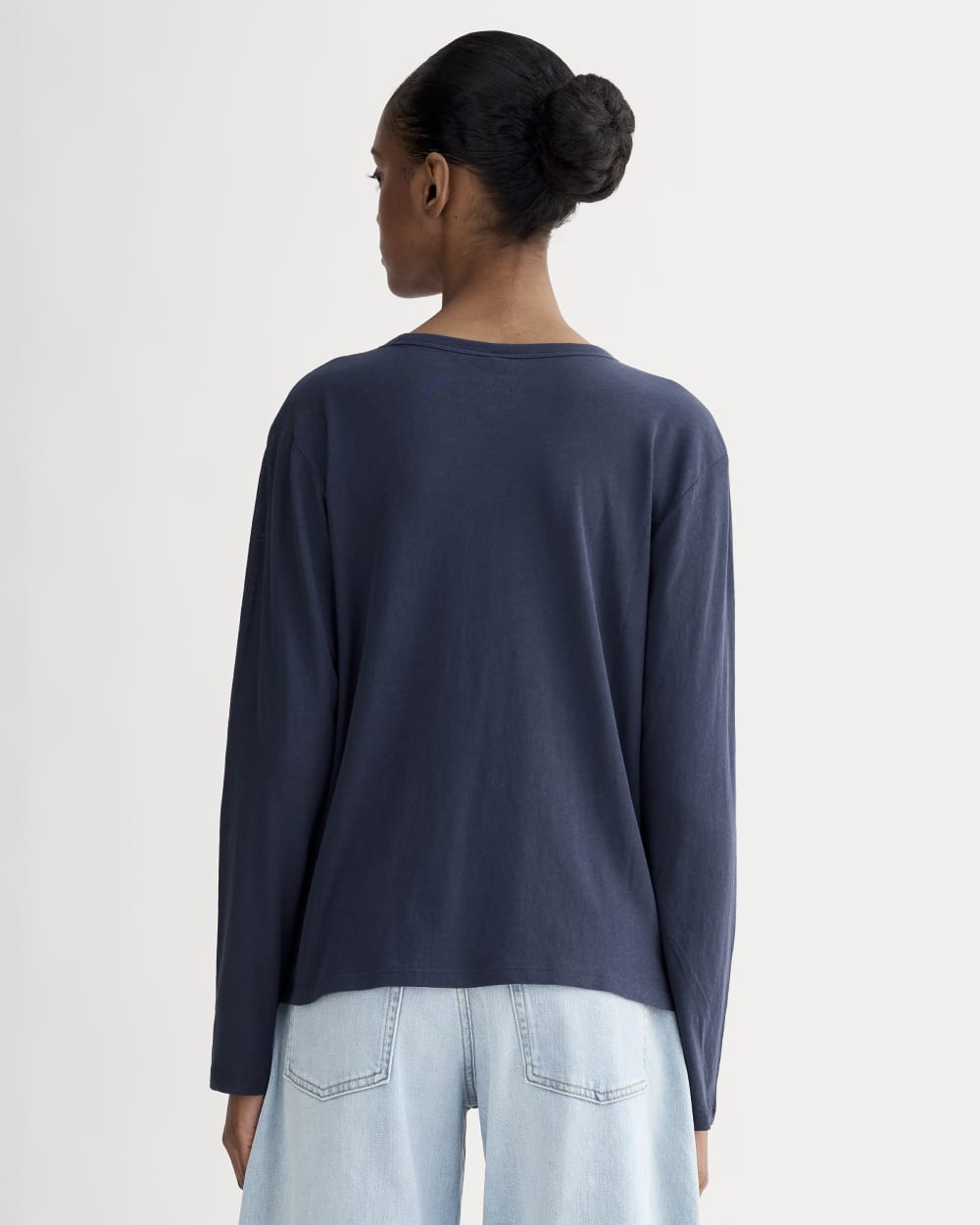 The Air Long-Sleeve Tee | Navy – Everlane
