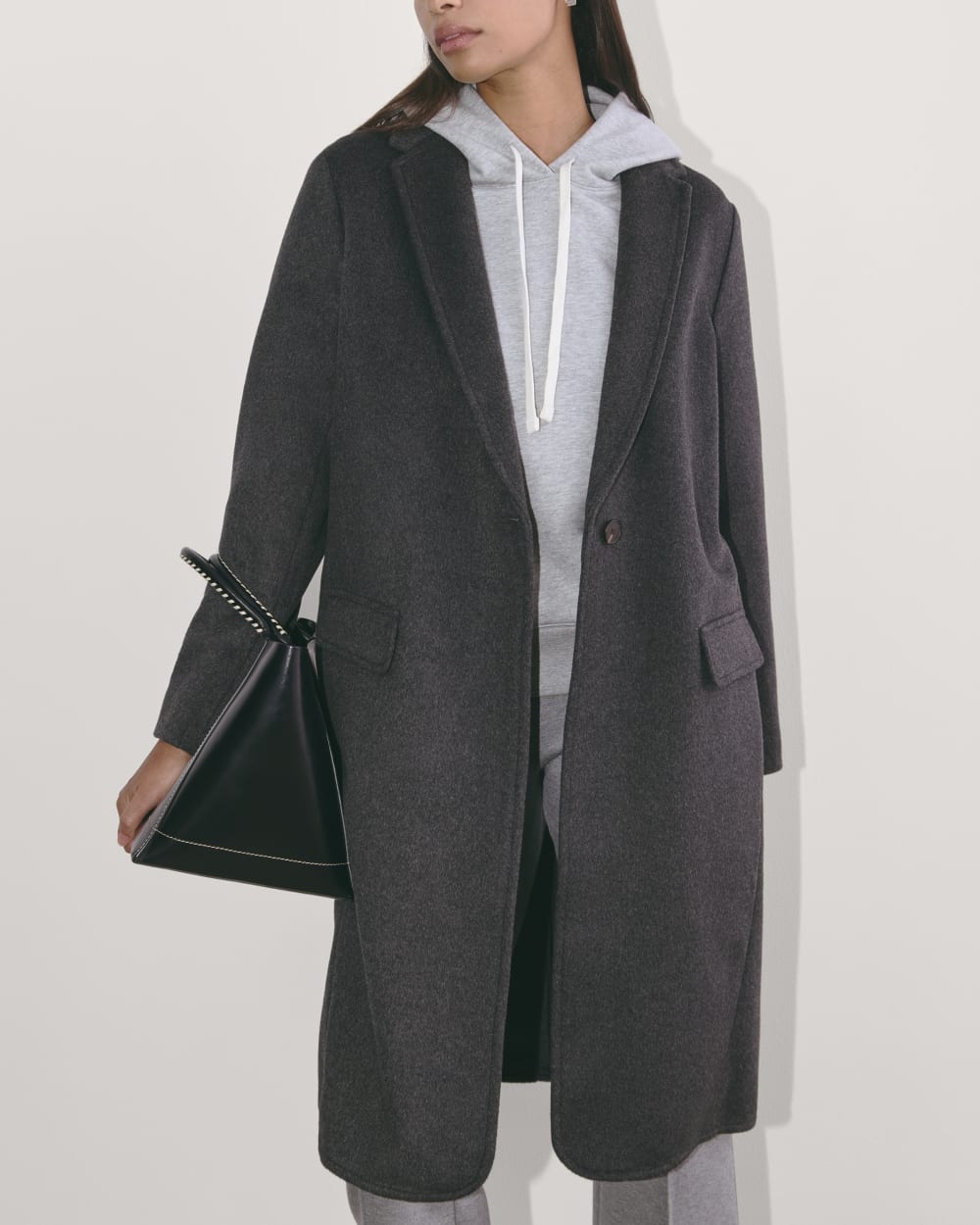 The Topcoat in Wool | Dark Charcoal Melange – Everlane