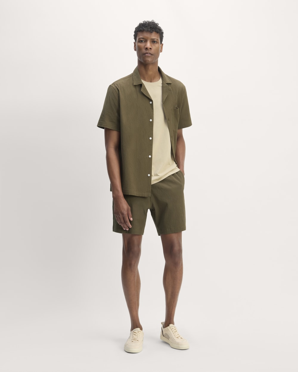 【オリーブ（37）】Theo Seersucker Cotton Short Classic Swim Shorts Olive Seersucker – THE RESORT CO