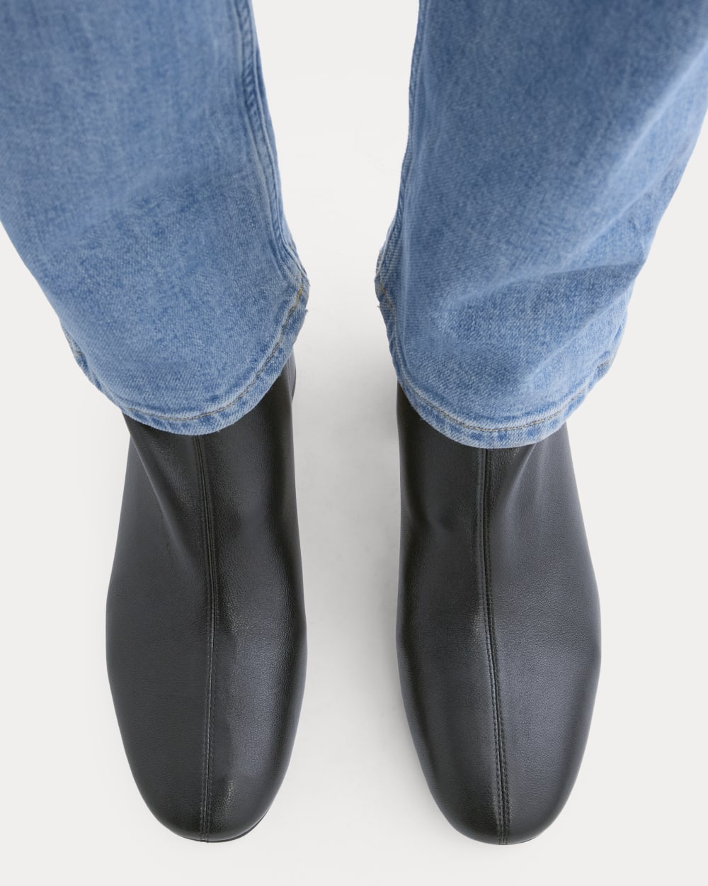 Leather Curved-Heel Boot | Black – Everlane