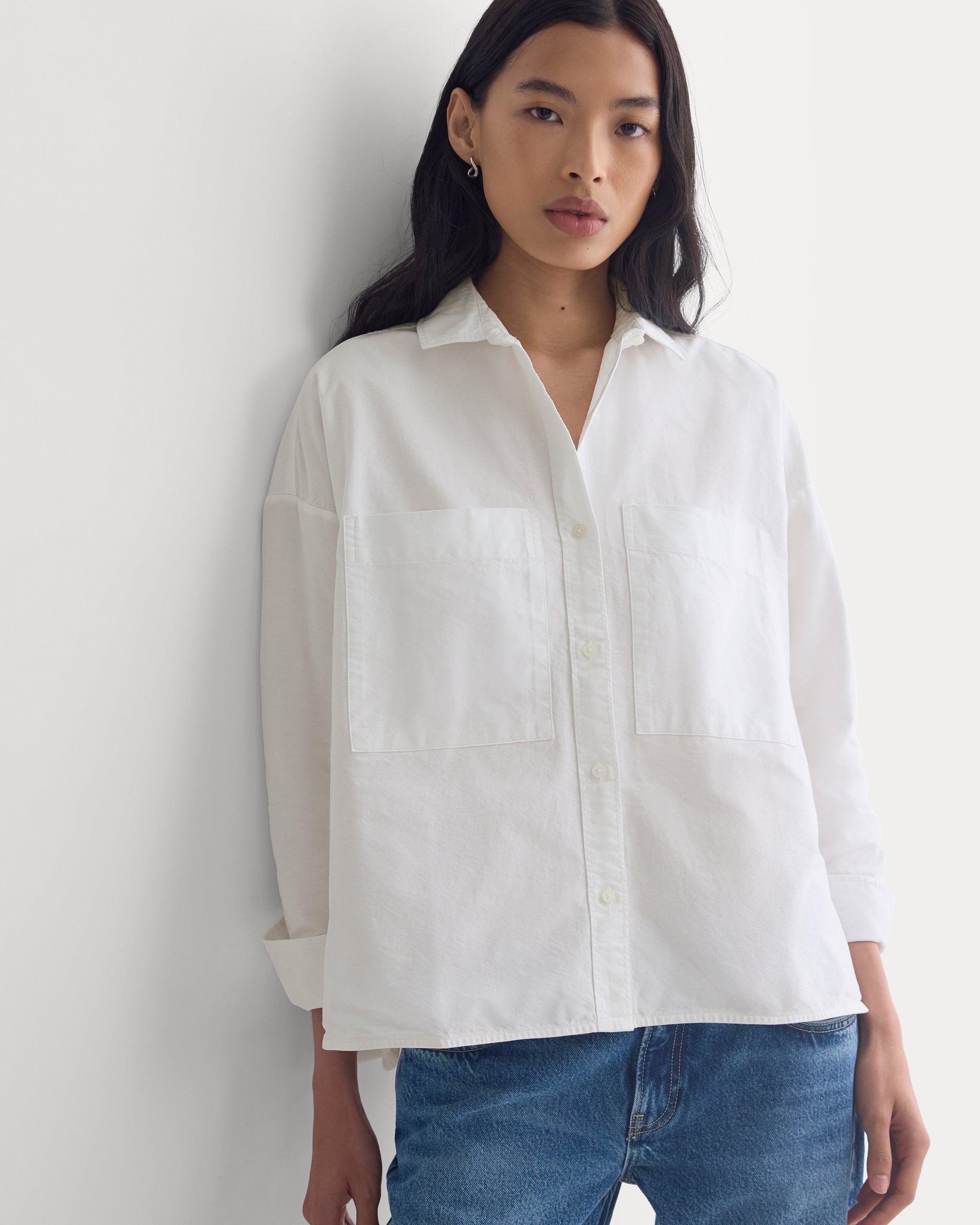 The Boxy Oxford | White