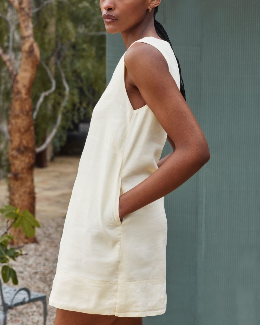 womens-shift-dress-in-stretch-linen-light-yellow