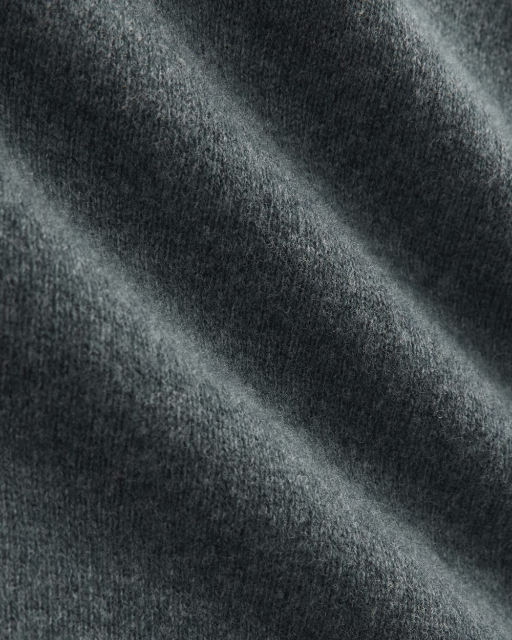 mens-luxe-merino-relaxed-turtleneck-heather-midnight-navy