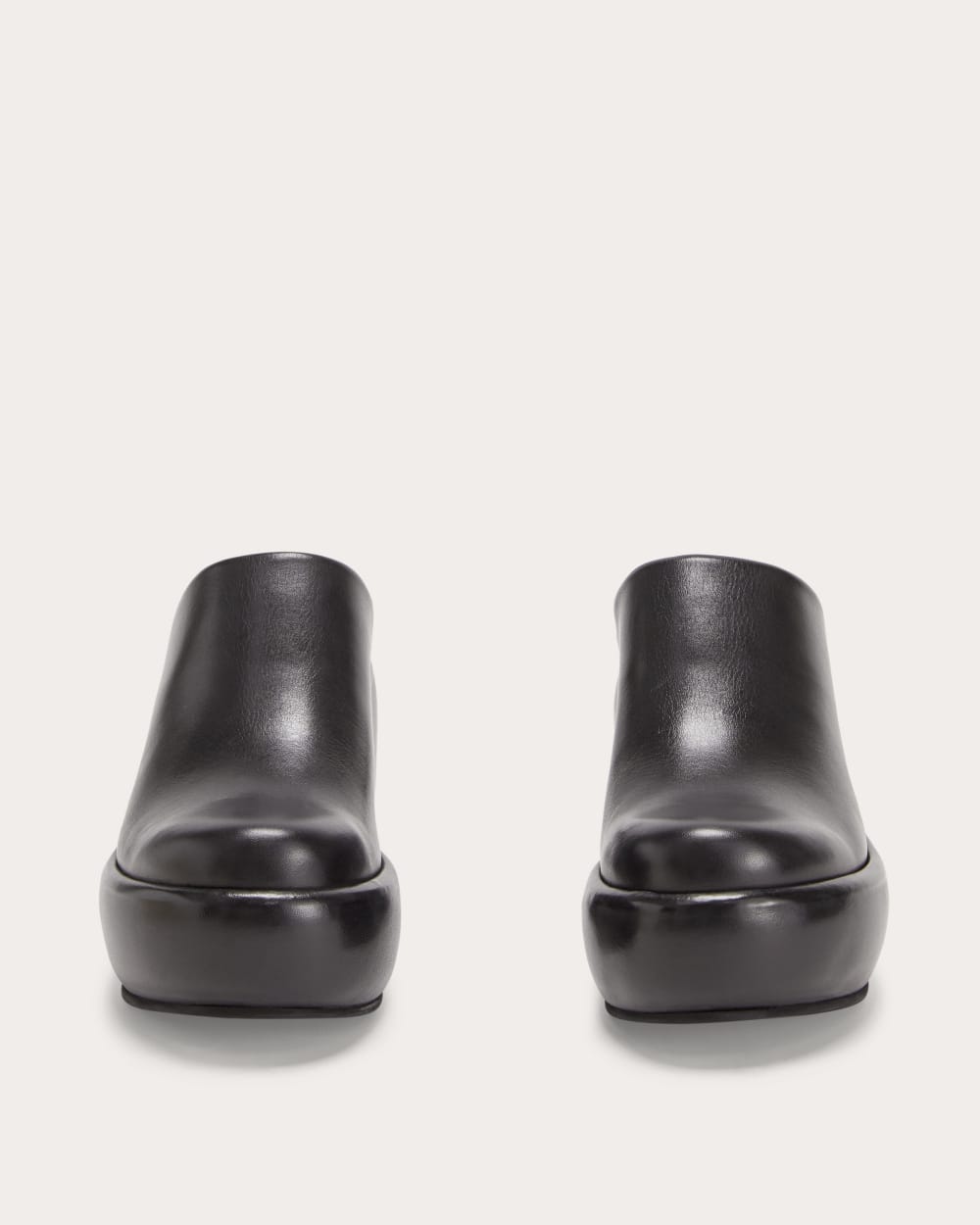 womens-puffa-clog2-black