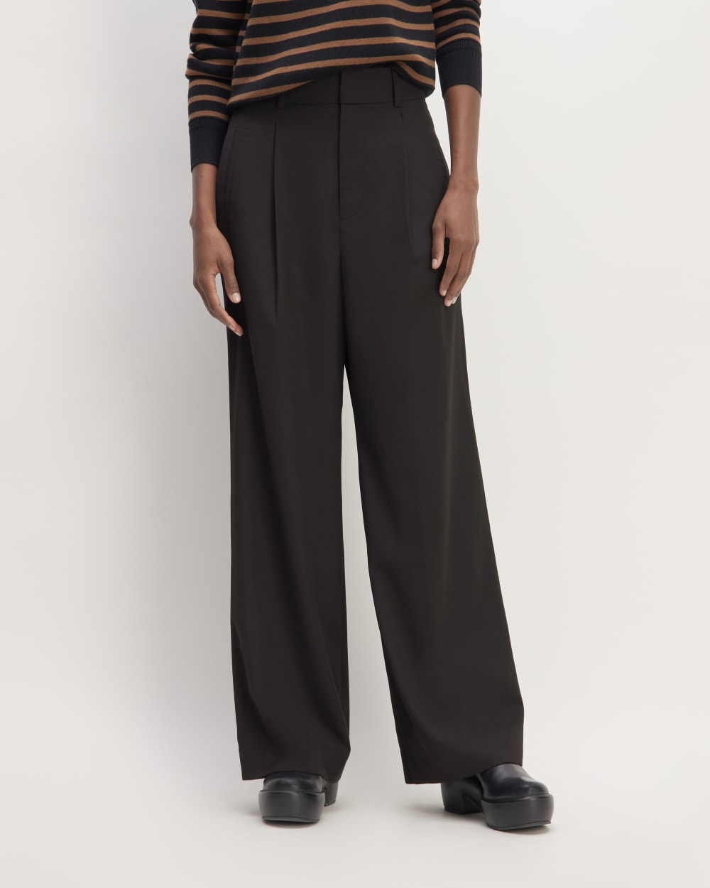 womens-italian-wool-drape-pant-black