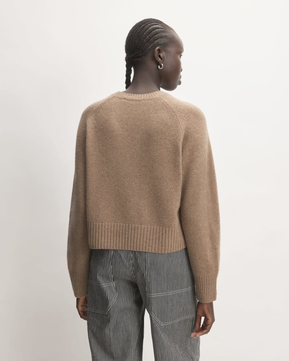 womens-cashmere-boxy-crew-sweater-heathered-woodsmoke