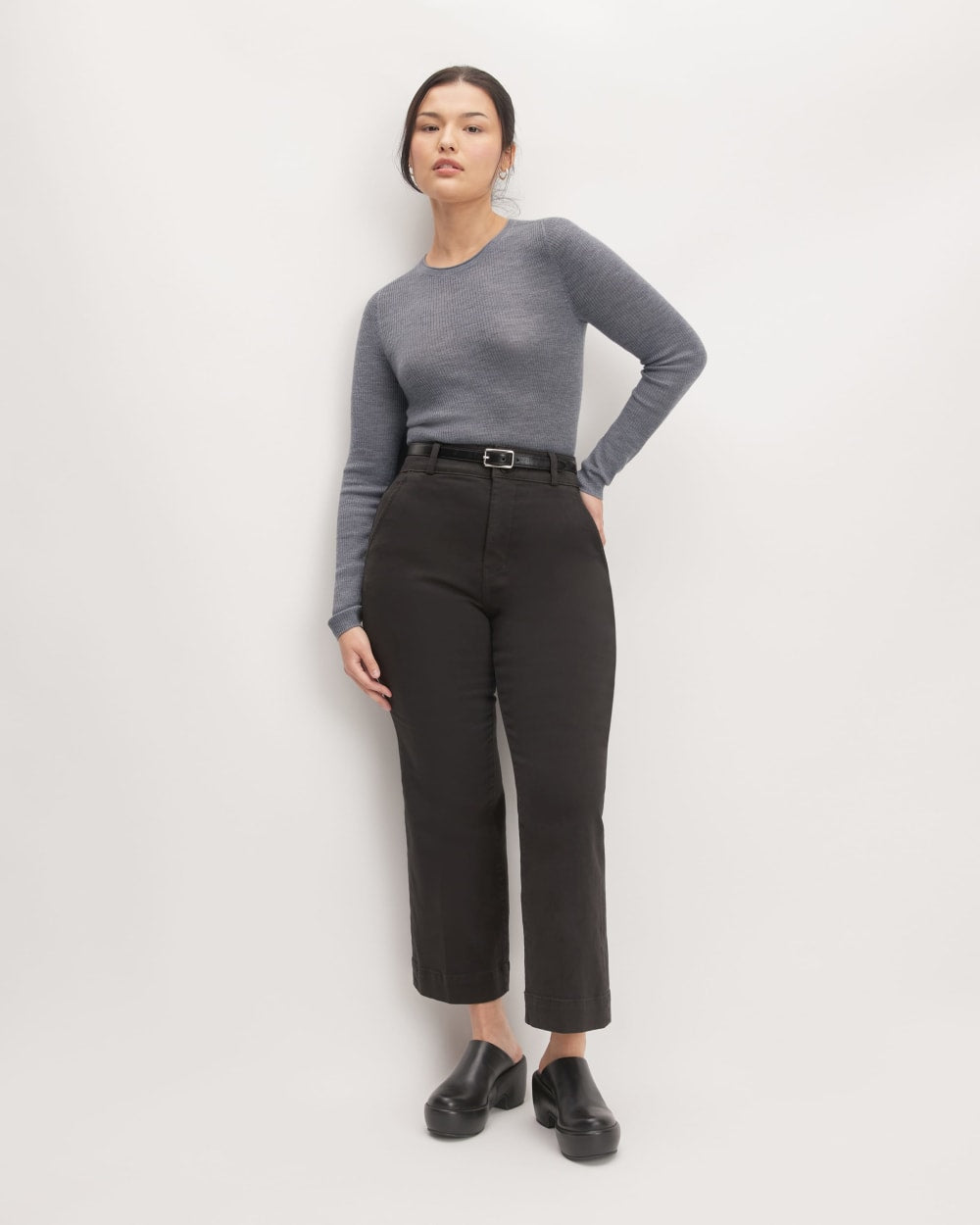 womens-ultrafine-merino-ribbed-crew-heather-mid-grey