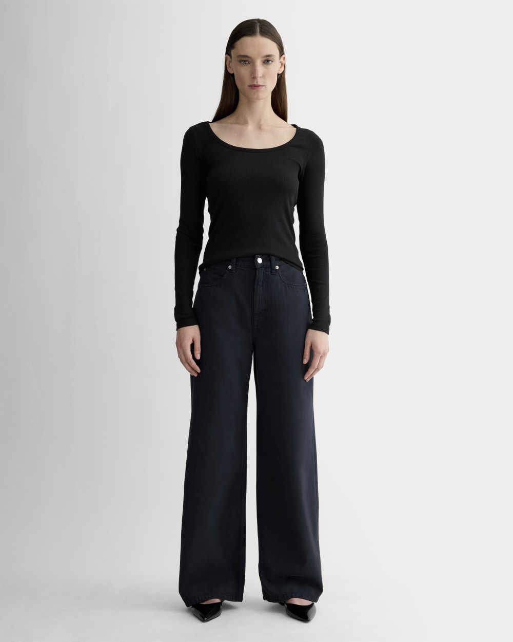 The Luxe Rib Long-Sleeve Scoop-Neck Tee | Black – Everlane