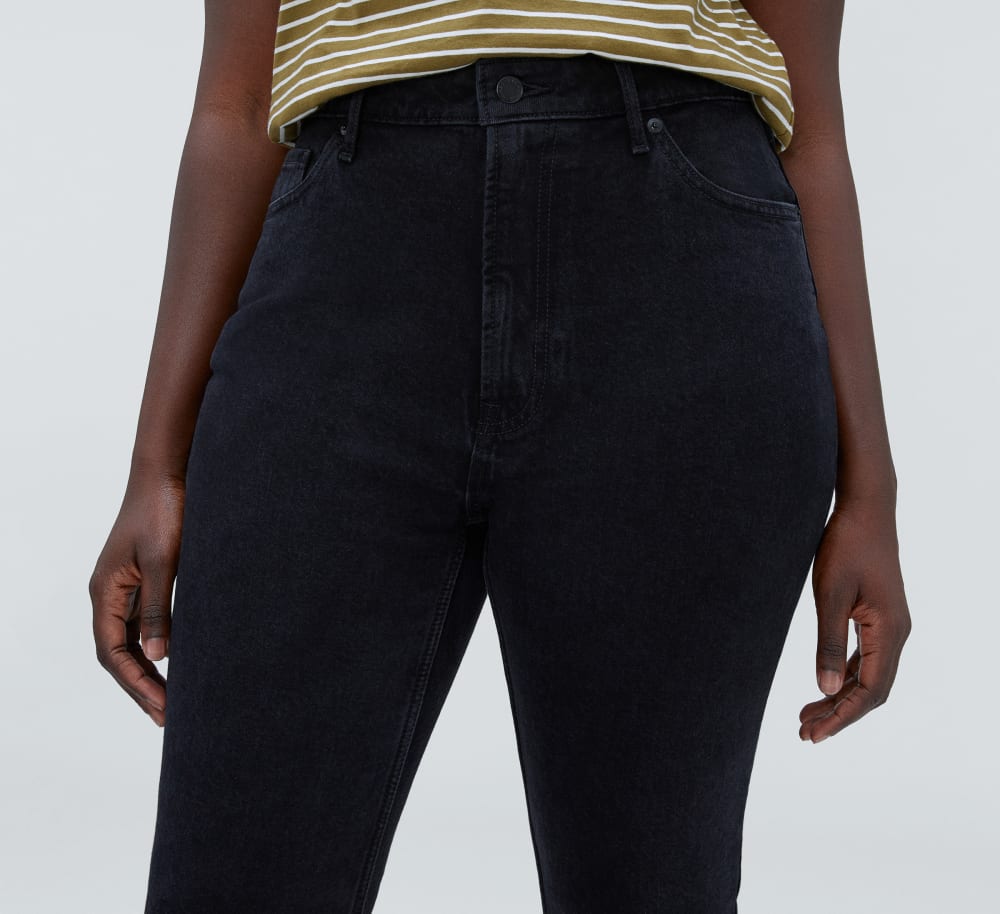 womens-curvy-cheeky-jean-ankle-coal