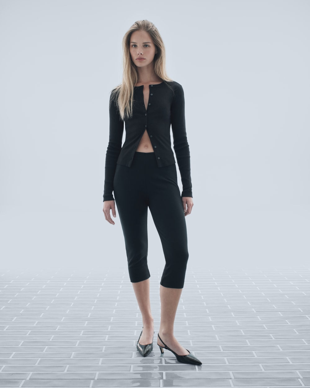 The Dream Capri | Black – Everlane