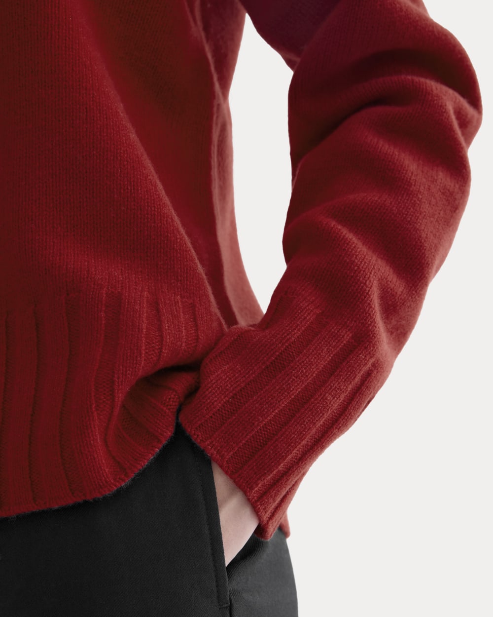 V-Neck Sweater in Extrafine Luxe Merino | Berry Red – Everlane