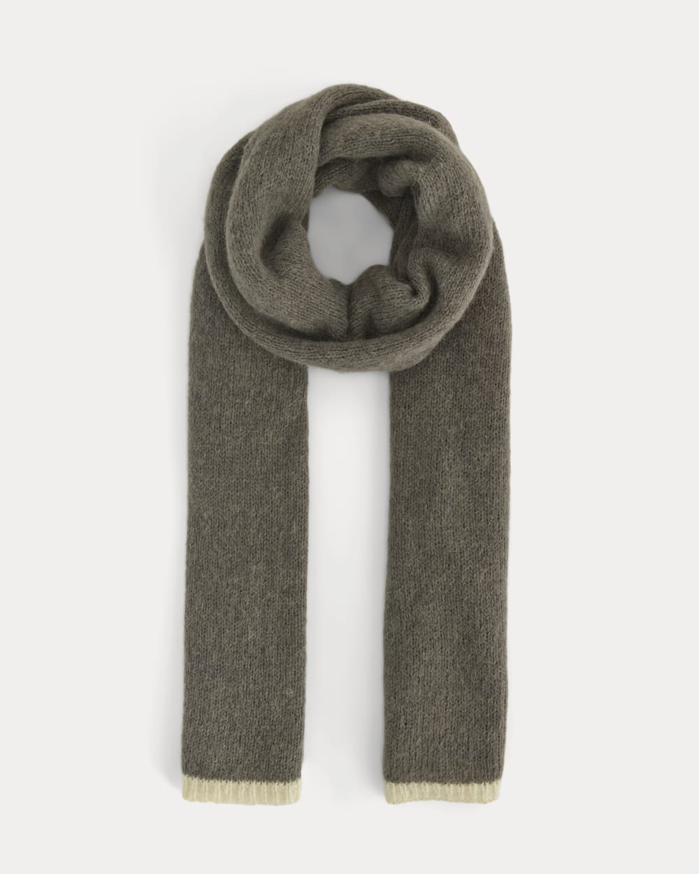 womens-plush-alpaca-scarf-midgrey-bone | primary