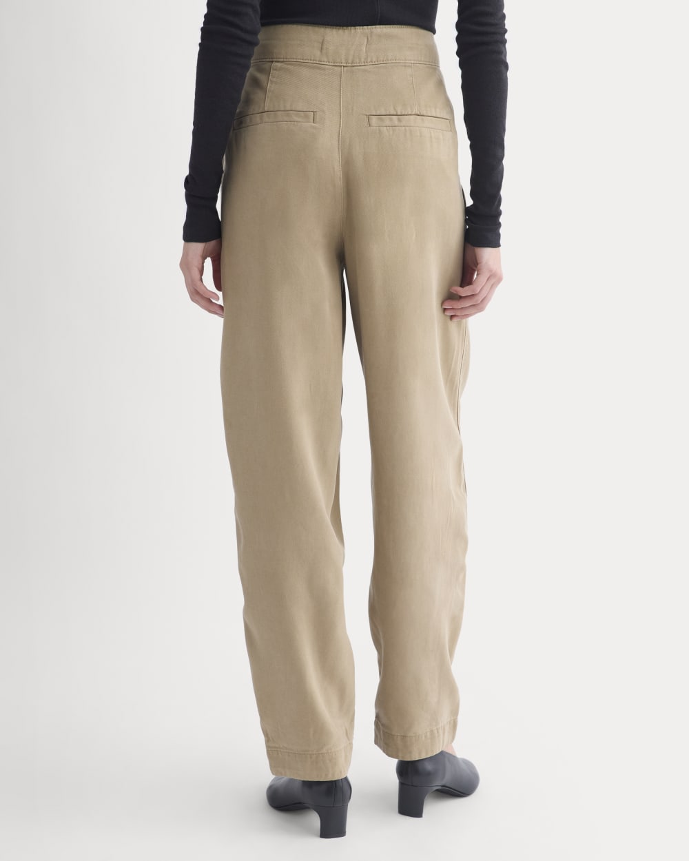 womens-patch-ballon-pant-buttersoft-chinchilla