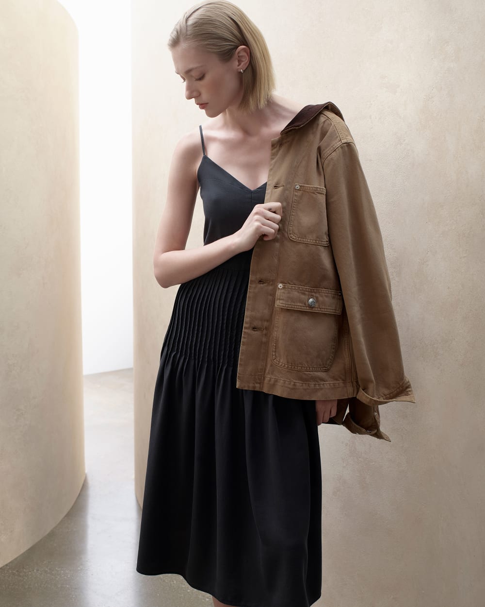 womens-denim-barn-jacket-netural-ermine