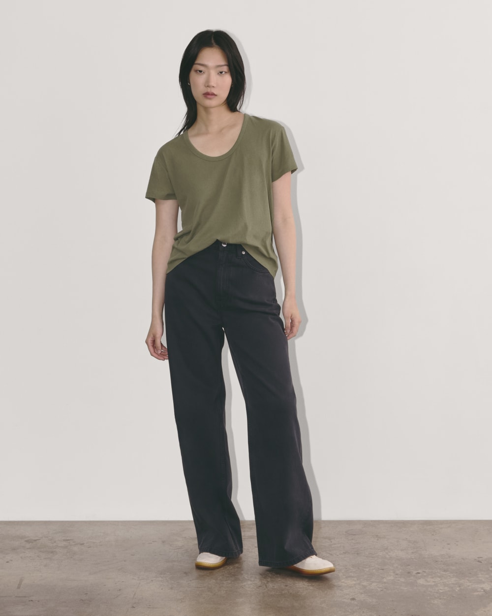 womens-air-scoop-neck-tee-kalamata