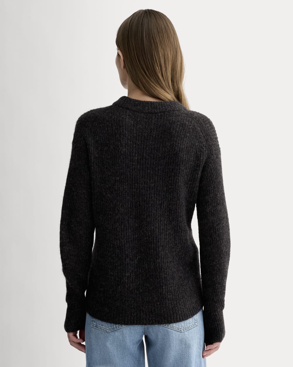 The Cocoon Crew in Alpaca | Heathered Black – Everlane