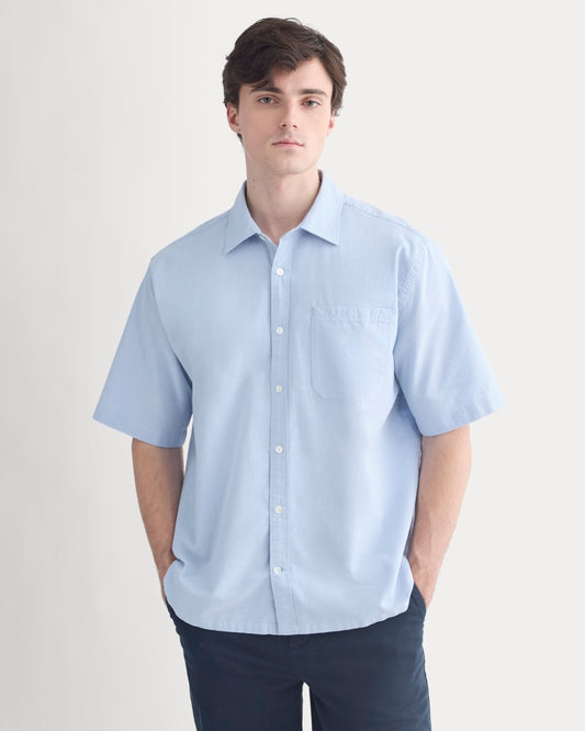 mens-lightweight-short-sleeve-oxford-light-blue | primary