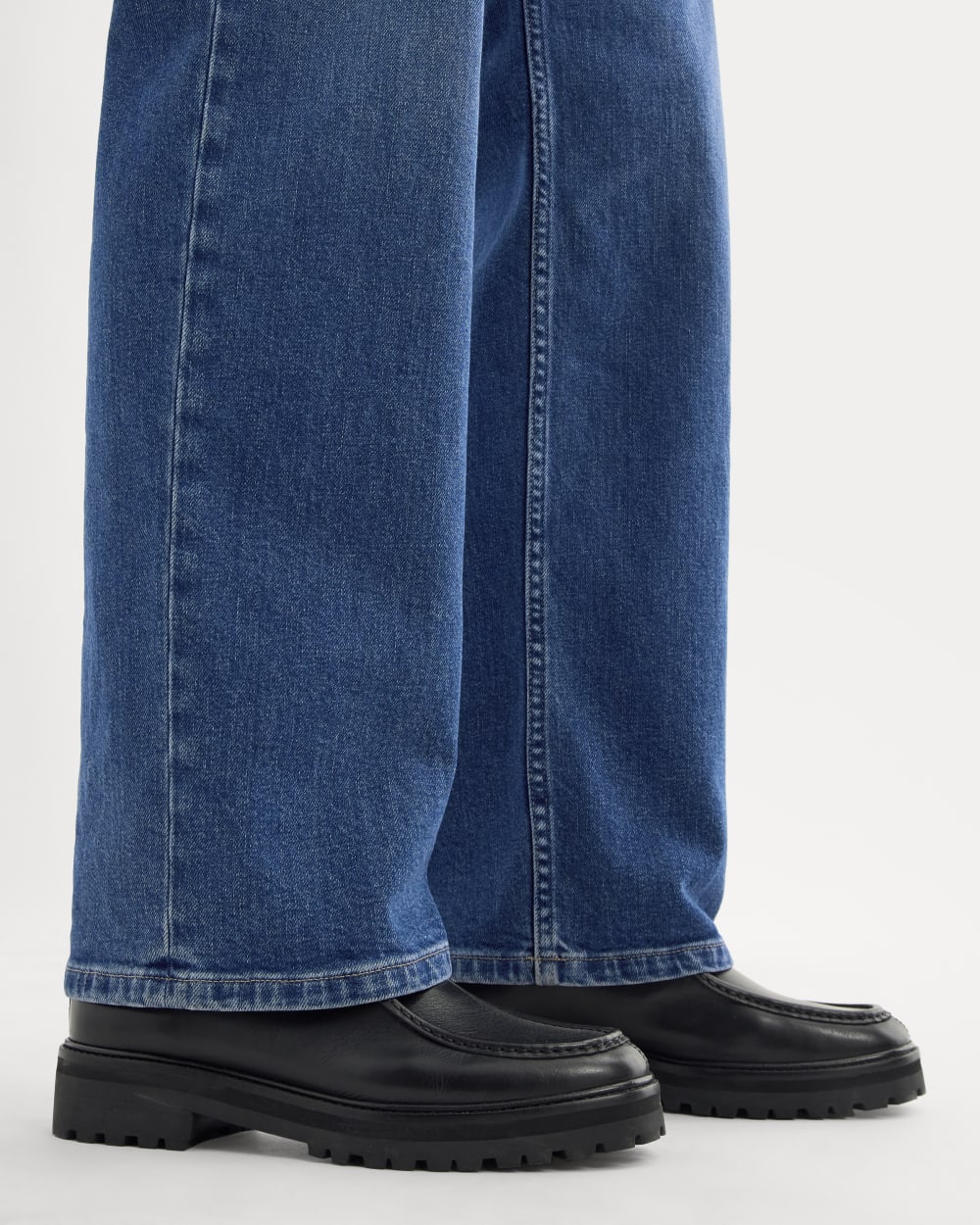 womens-leather-lug-chukka-black | alt