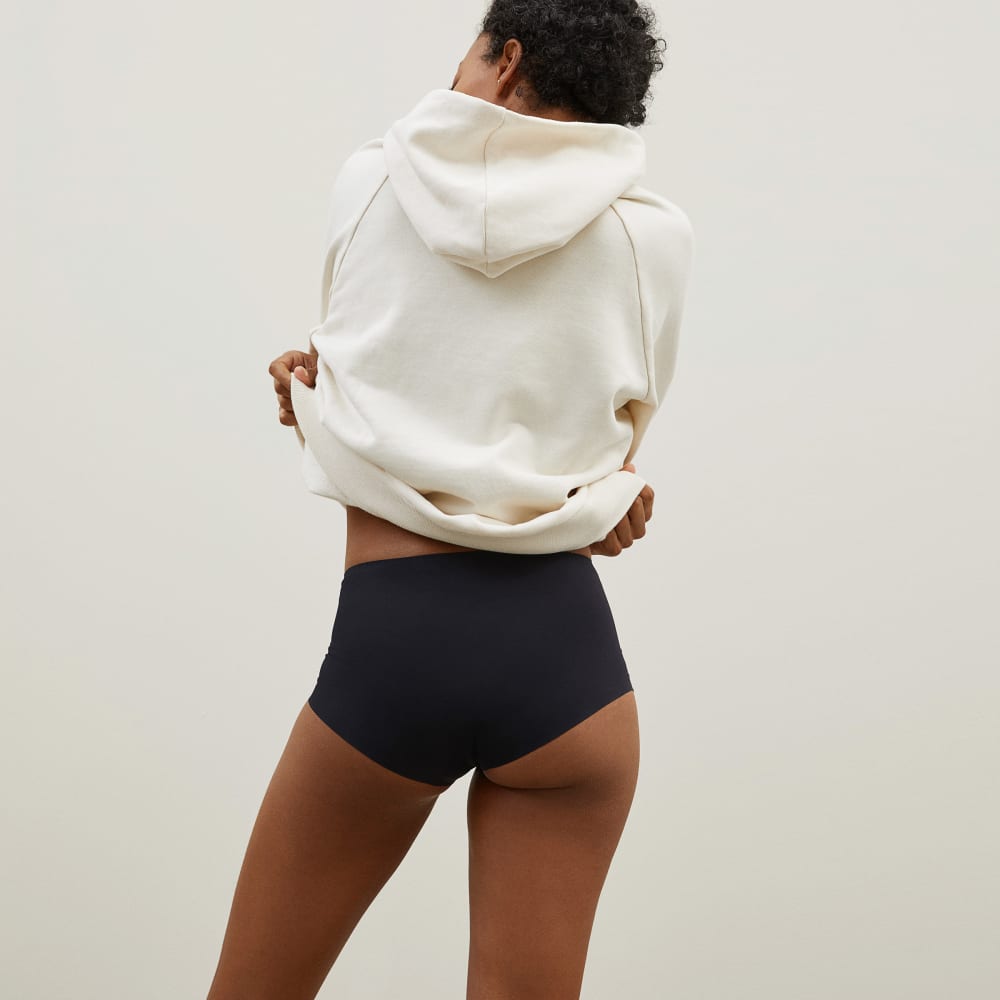 womens-renew-invisible-hipster-black