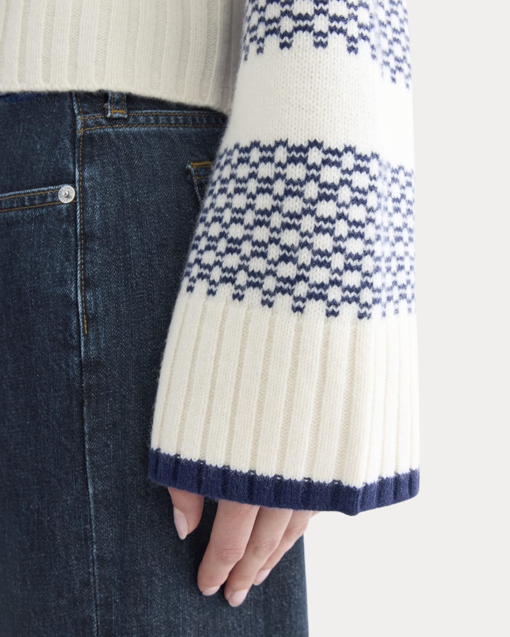 womens-nordic-cropped-boxy-crew-merino-bone-true-navy