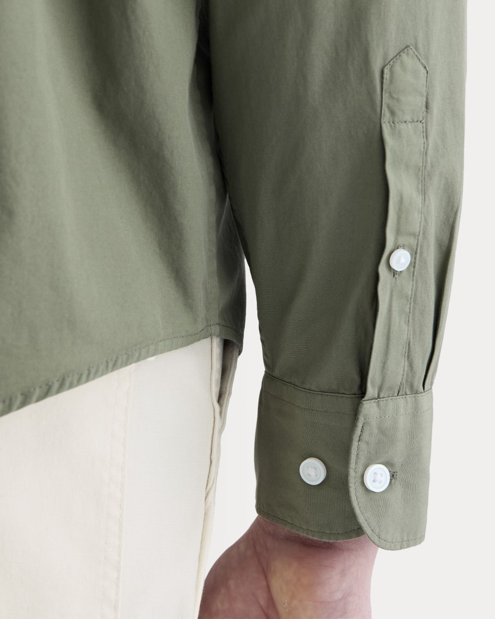 mens-washed-poplin-shirt-lichen-green