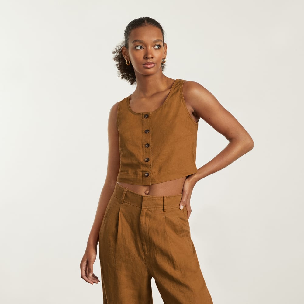The Linen Button-Front Crop Tank | Tawny Brown – Everlane