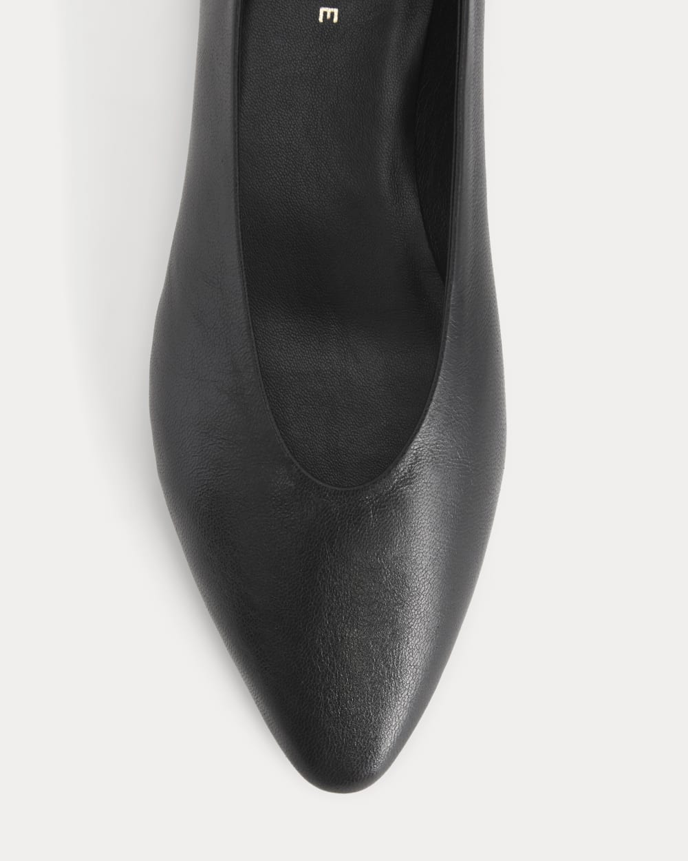 Made in Italy Almond-Toe Flat | Black Leather – Everlane