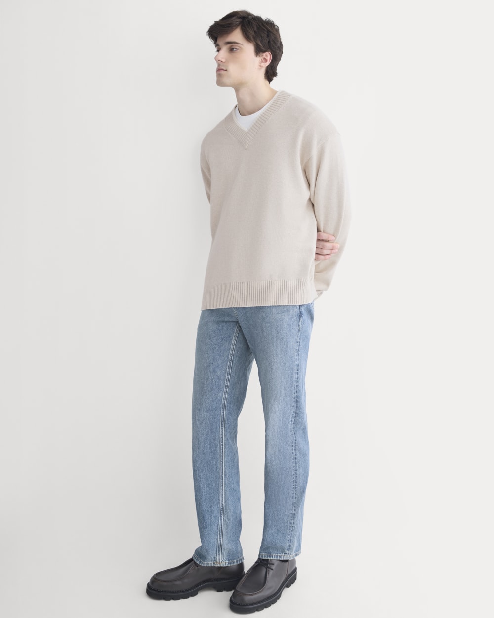 mens-relaxed-v-neck-sweater-cotton-heathered-oat