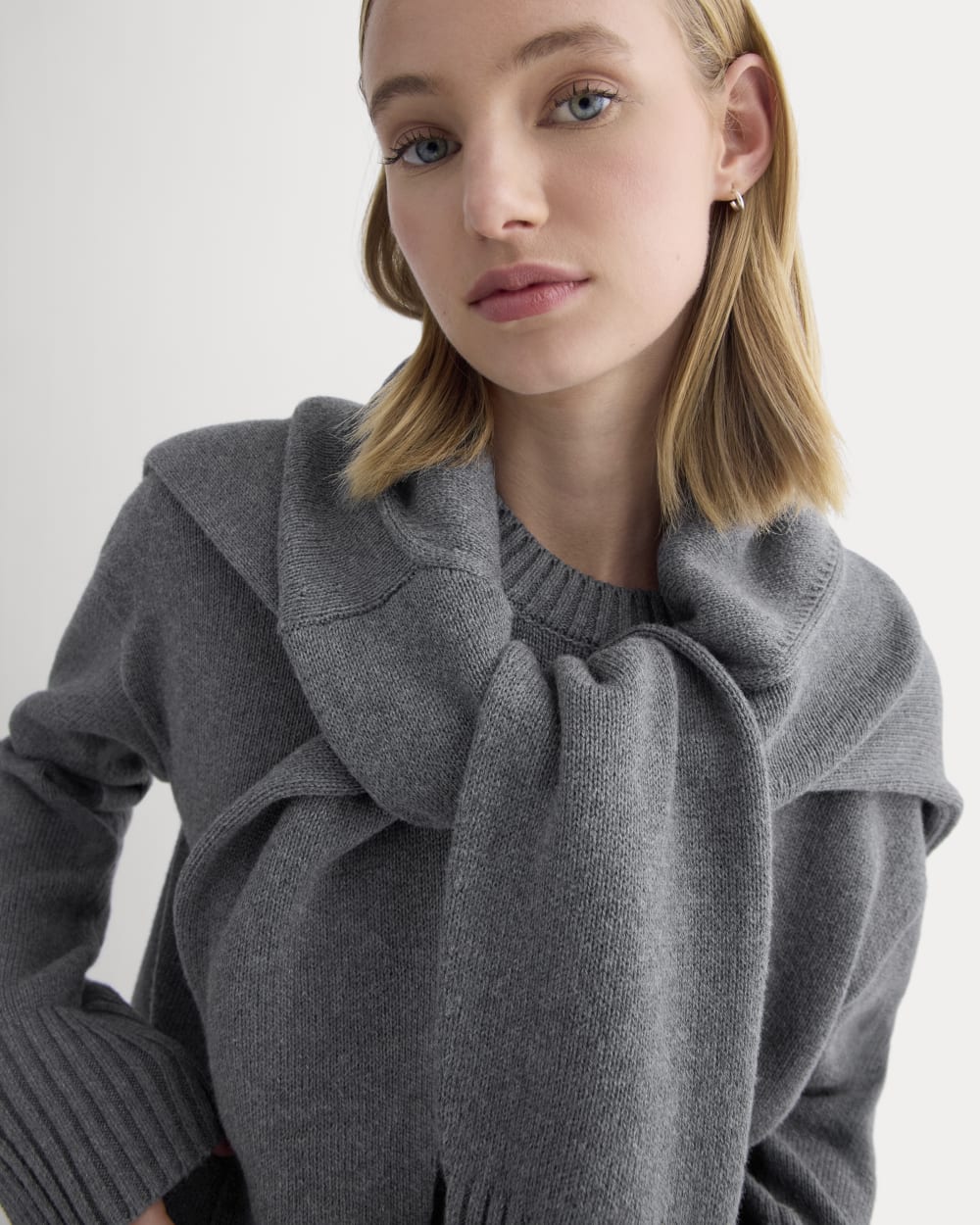 The Boxy Sweater in Everyday Cotton | Heathered Charcoal – Everlane